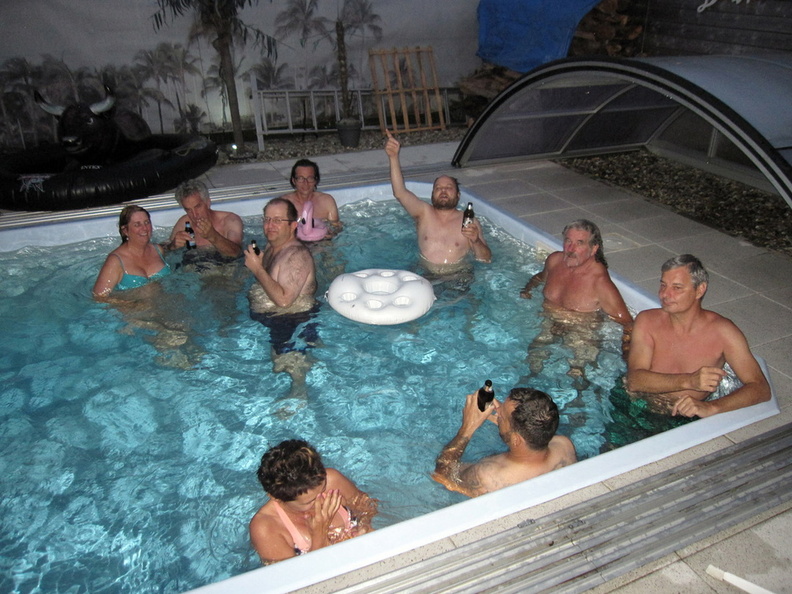 Achnuss_Poolparty_0031-Q_OF.jpg